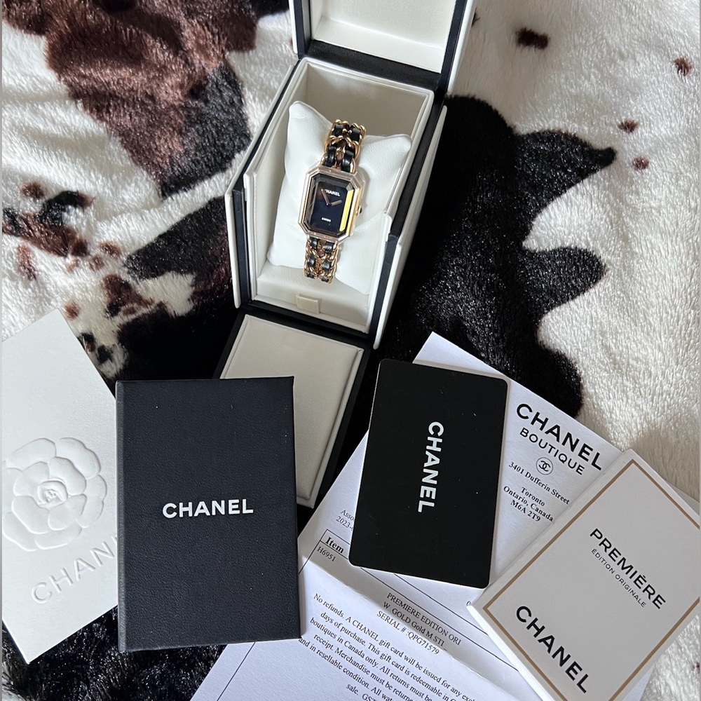 Very good condition Chanel premiere watch full set